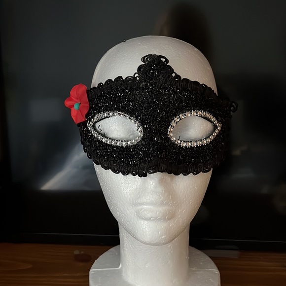 Costume Magician top hat w/ satin cummerbund, red bow tie , white gloves & wand - Picture 12 of 13